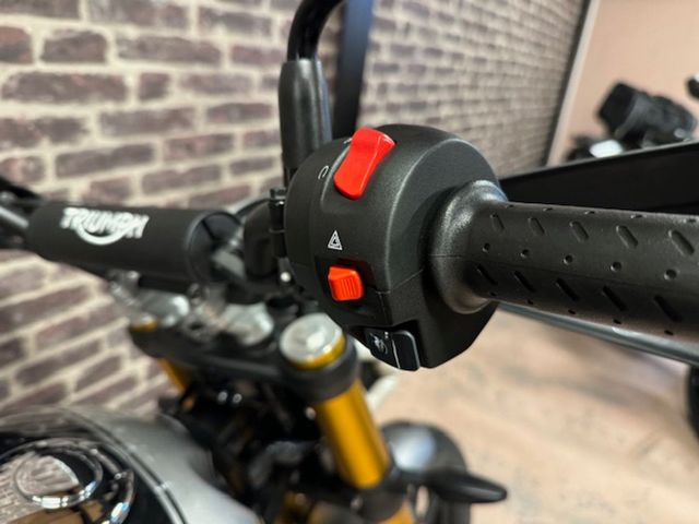 triumph - scrambler-400-x