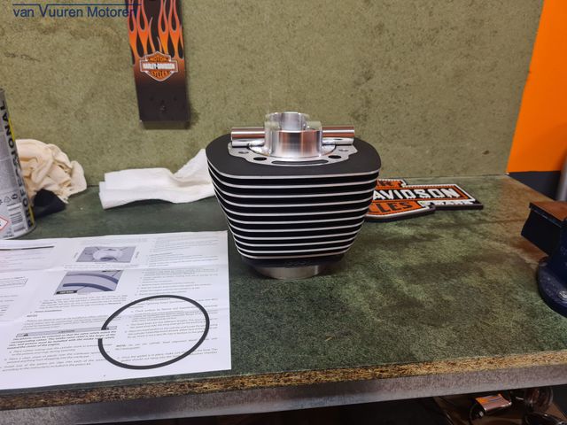 harley-davidson - street-bob-114-fxbbs