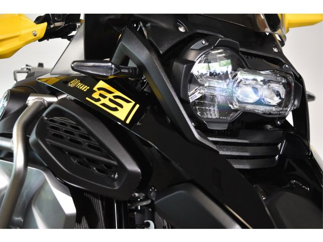 bmw - r-1250-gs-adventure