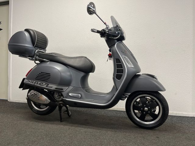 vespa - gts-300-super-sport