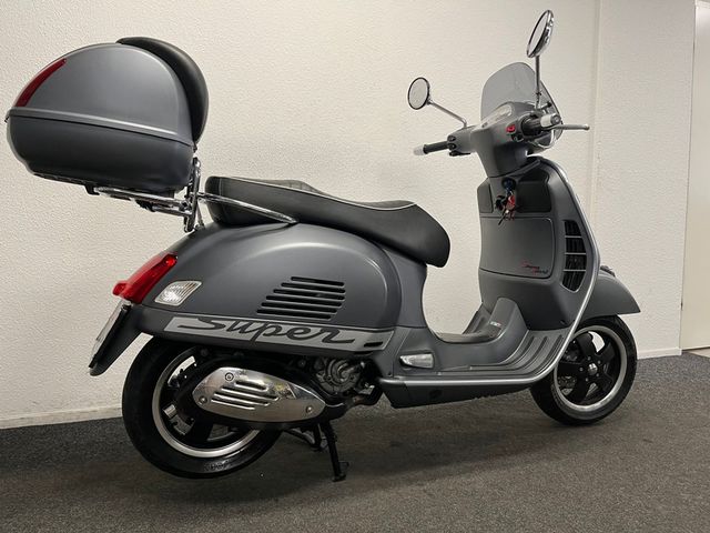 vespa - gts-300-super-sport