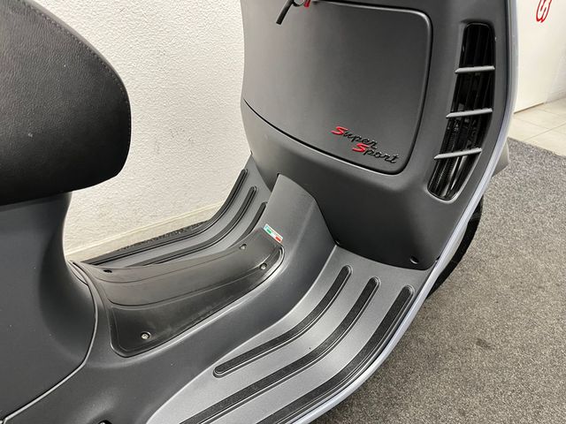 vespa - gts-300-super-sport