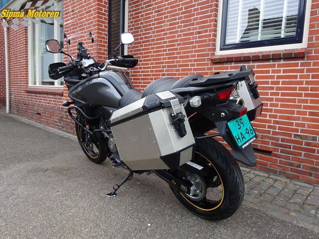suzuki - v-strom-650-a-adventure