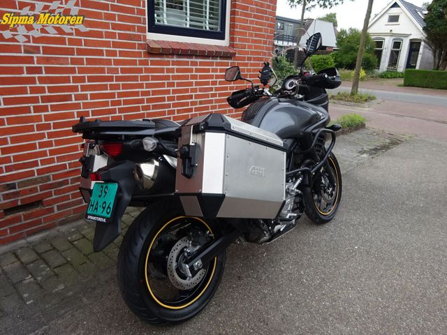 suzuki - v-strom-650-a-adventure