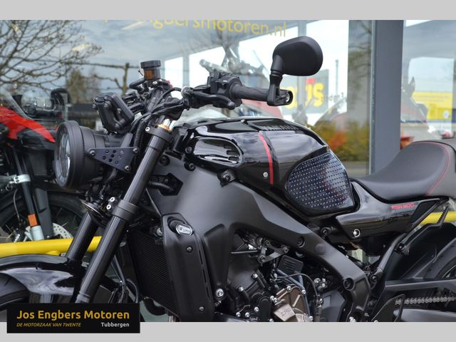 yamaha - xsr-900-abs