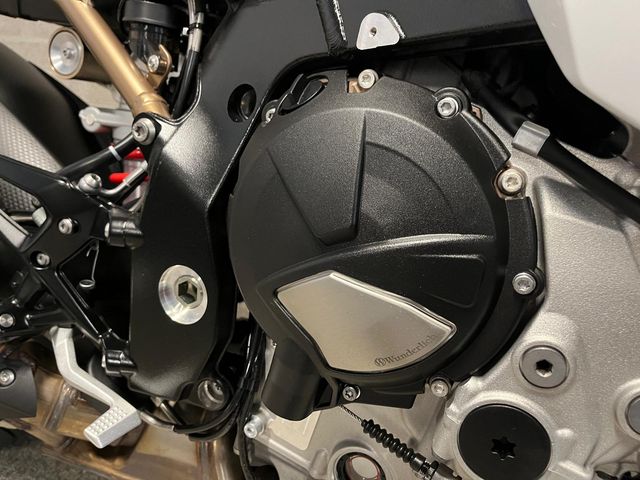 bmw - s-1000-r