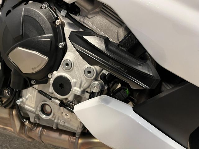 bmw - s-1000-r