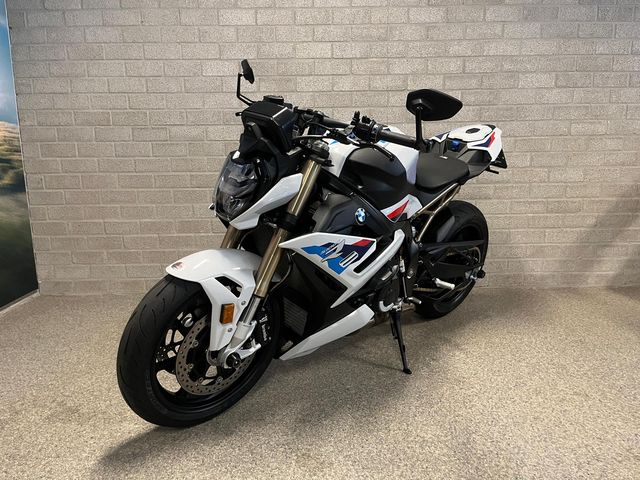 bmw - s-1000-r