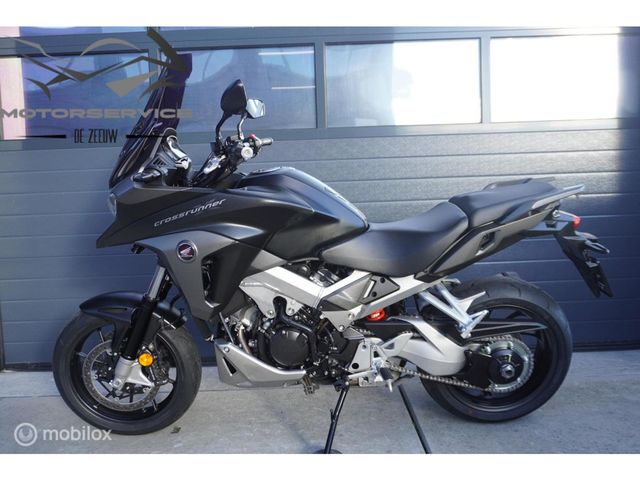 honda - vfr-800-x-crossrunner-abs