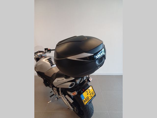 suzuki - gsr-600