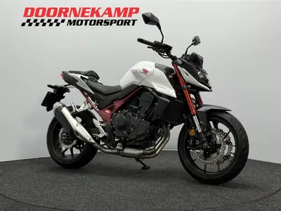 HONDA CB 750 HORNET – foto 2
