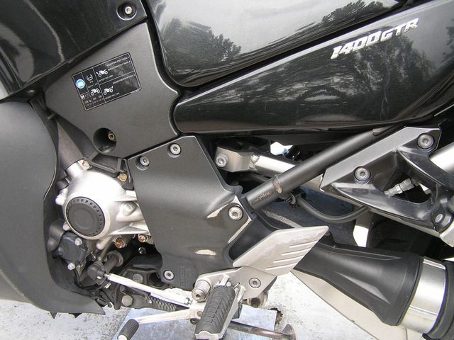 kawasaki - gtr-1400