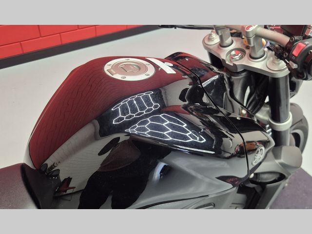 yamaha - fz-1