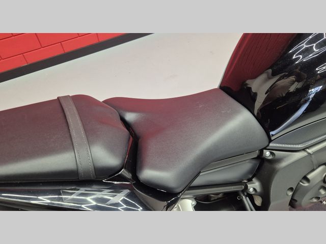 yamaha - fz-1