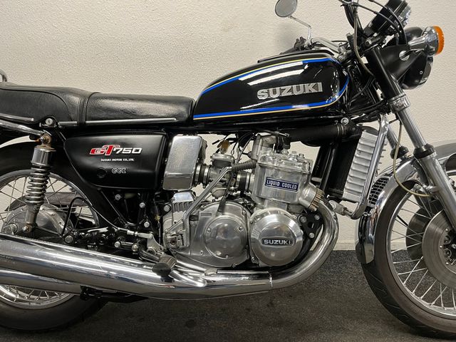 suzuki - gt-750