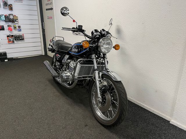 suzuki - gt-750
