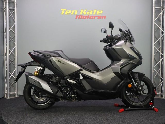 honda - adv-350