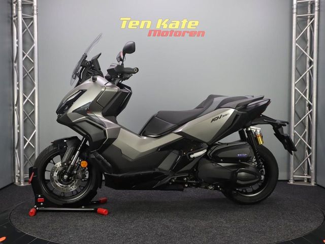 honda - adv-350