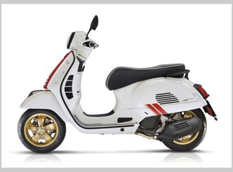 Vespa GTS Super Racing Sixties 125 2022 nieuw