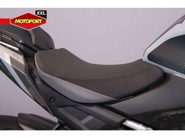 suzuki - gsx-s-1000