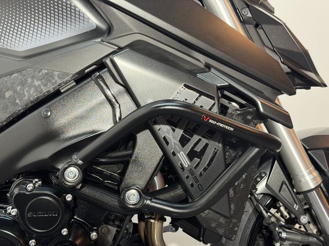 suzuki - gsx-s-950