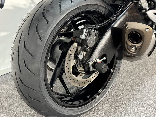 suzuki - gsx-s-950