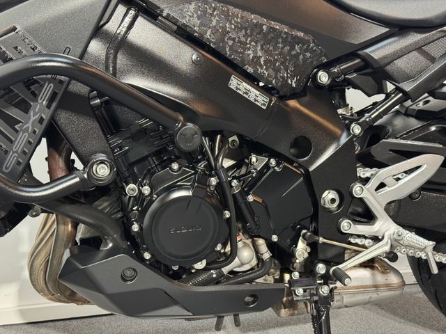 suzuki - gsx-s-950