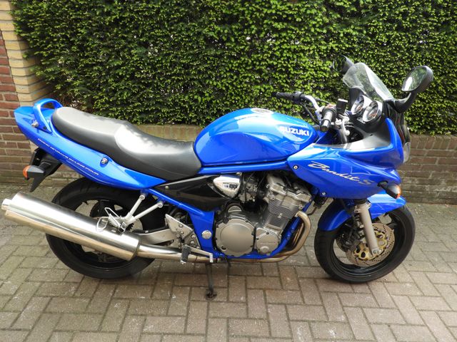 suzuki - gsf-600-s-bandit