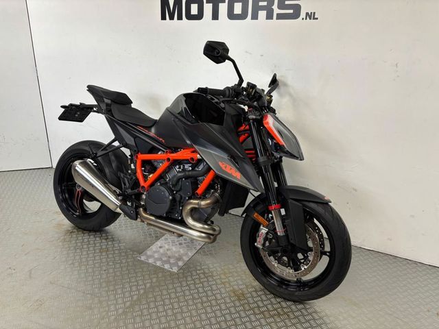 ktm - 1290-super-duke-r