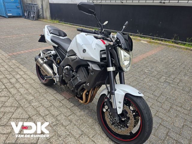 yamaha - fz-1