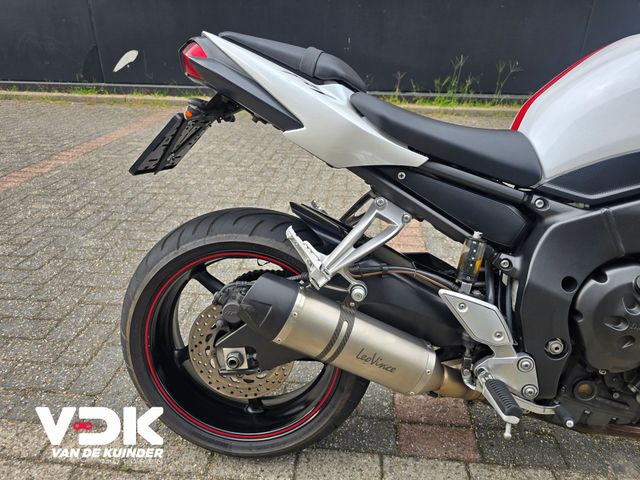 yamaha - fz-1