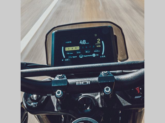 husqvarna - svartpilen-801