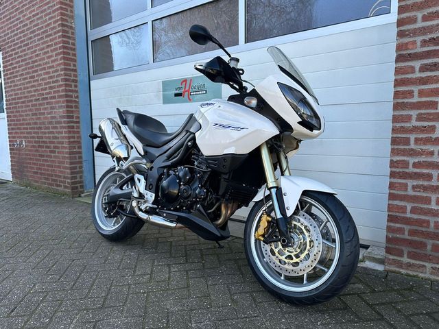 triumph - tiger-1050-abs