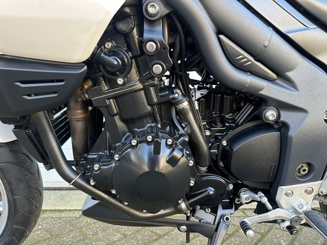 triumph - tiger-1050-abs