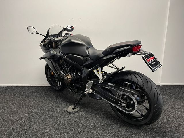 honda - cbr-650-r