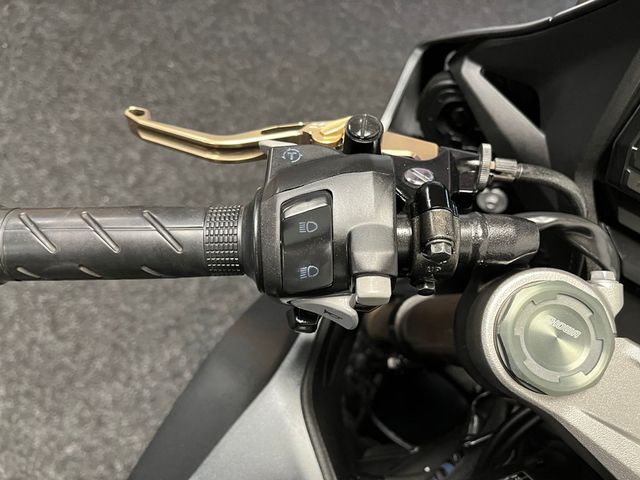 honda - cbr-650-r