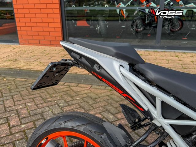 ktm - 390-duke