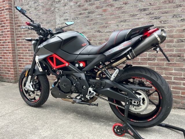 aprilia - shiver-900