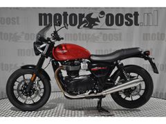 TRIUMPH STREET TWIN