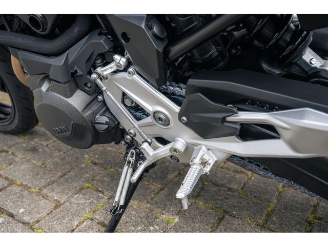 bmw - f-900-r
