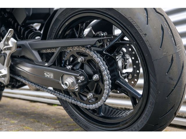 bmw - f-900-r