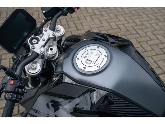 bmw - f-900-r