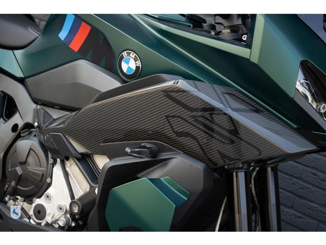 bmw - m-1000-xr
