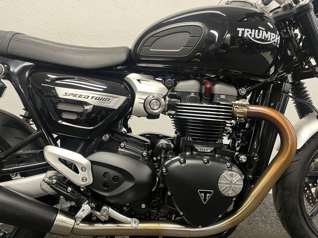 triumph - speed-twin-1200