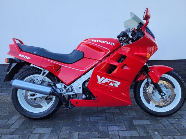 honda - vfr-750-f
