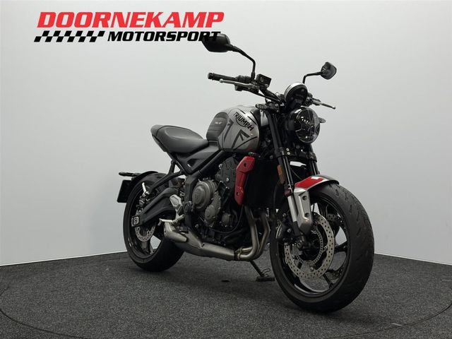 triumph - trident-660