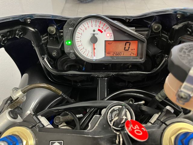 suzuki - gsx-r-750
