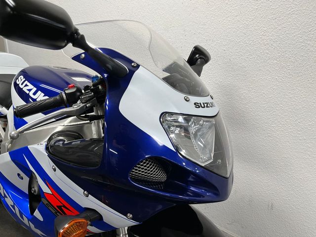 suzuki - gsx-r-750
