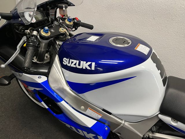 suzuki - gsx-r-750