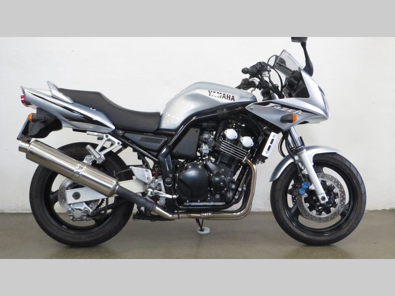 Yamaha FZS 600 Fazer 2002 occasion